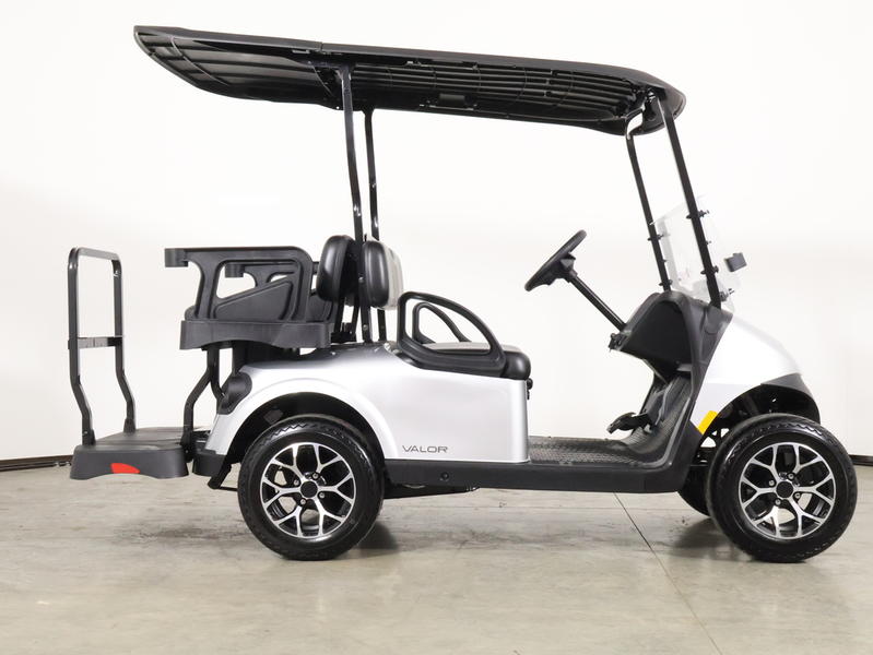 2027 EZGO Valor photo 4