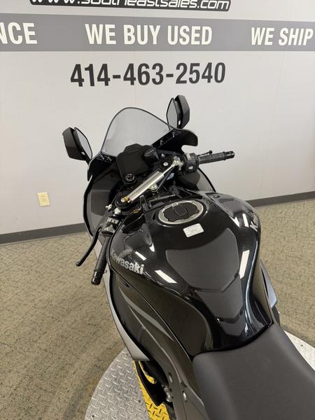 2026 Kawasaki Ninja® ZX™-10R | Southeast Sales Powersports