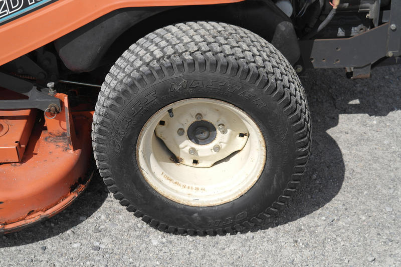 Kubota ZD-18 used for sale - photo 12