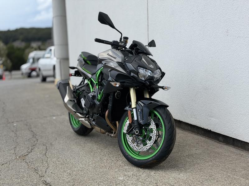 2026 Kawasaki Z H2 SE ABS | RideNow Powersports Canton