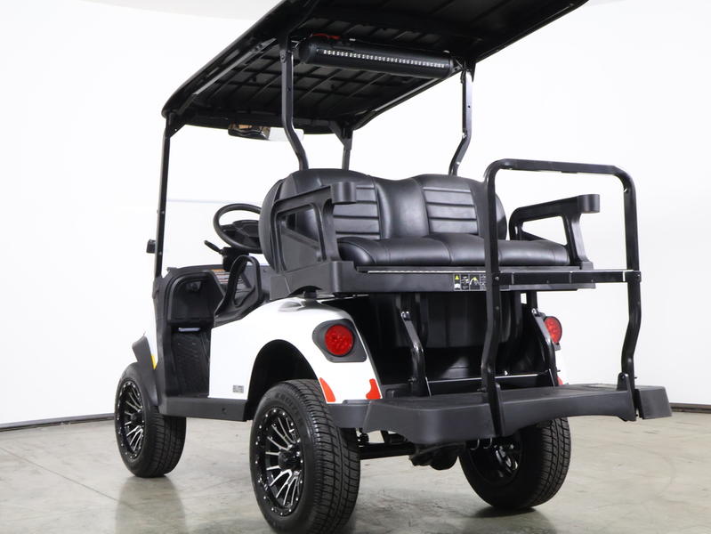 2026 EZGO RXV photo 9