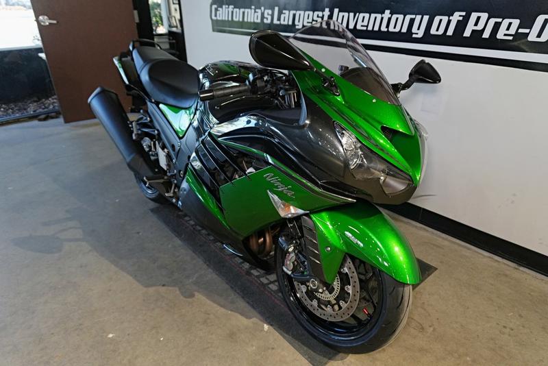 2018 Kawasaki Ninja® ZX™-14R ABS SE | SuperBike Showroom