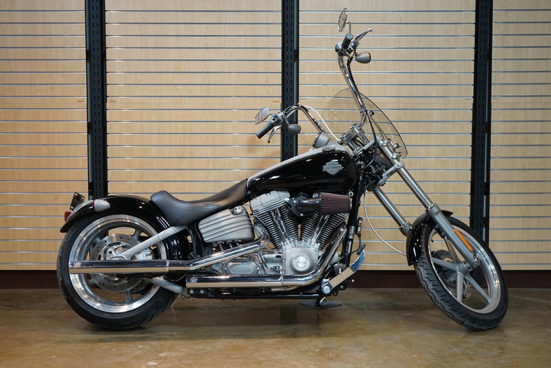 2009 Harley-Davidson® ST - Rocker | Badlands Harley-Davidson®