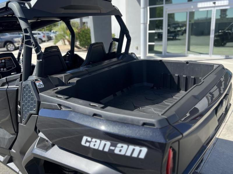 2026 Can-Am® Commander MAX XT 1000R | RideNow Goodyear