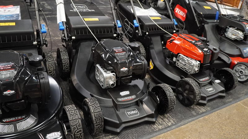 2025 Toro Gas Powered Lawn Mowers 21 in. (53 cm) (21565) | Mies Outland ...