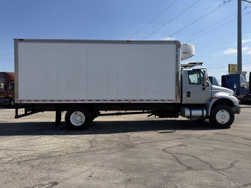 2019 International 4300 in Dallas — photo 2