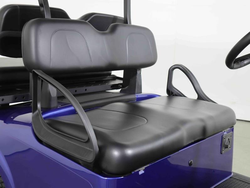 2021 EZGO RXV photo 3