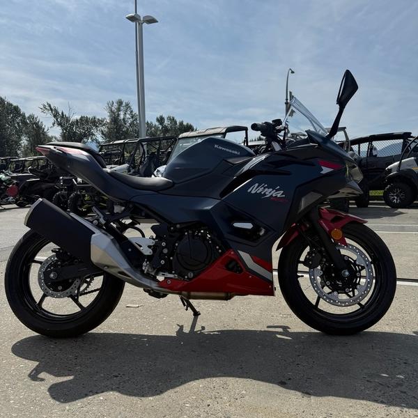 2026 Kawasaki Ninja 500 SE | Mountainview Harley-Davidson®
