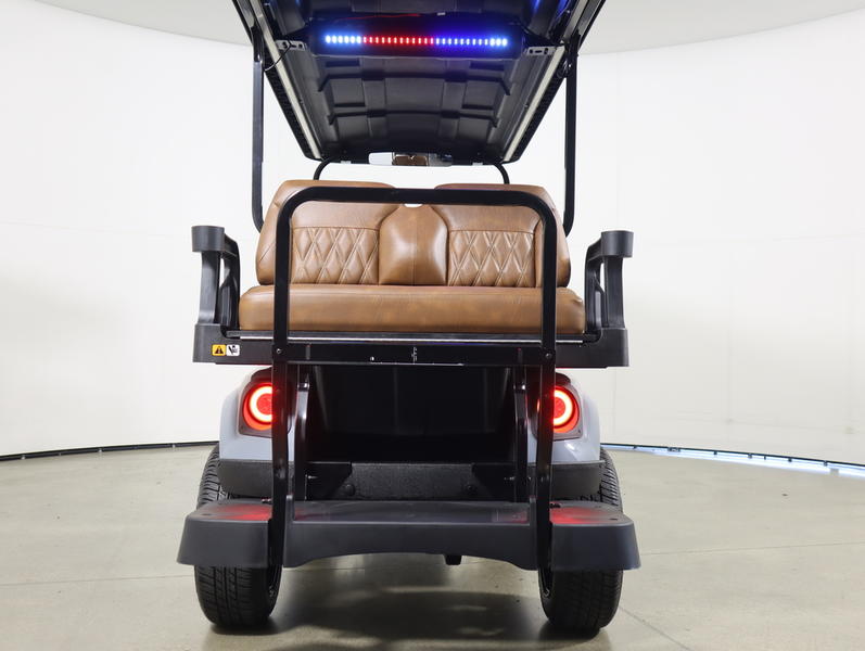 2026 EZGO Express photo 9