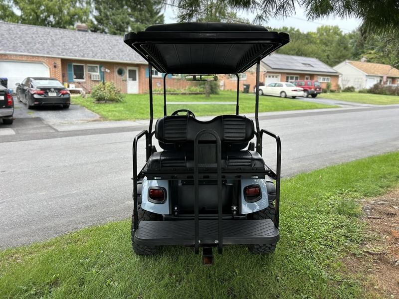 2017 EZGO TXT photo 4
