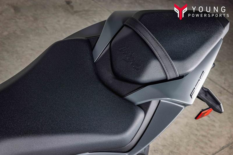 ずら出品 2026 Kawasaki Ninja® ZX™-6R ABS | Young Powersports of Logan