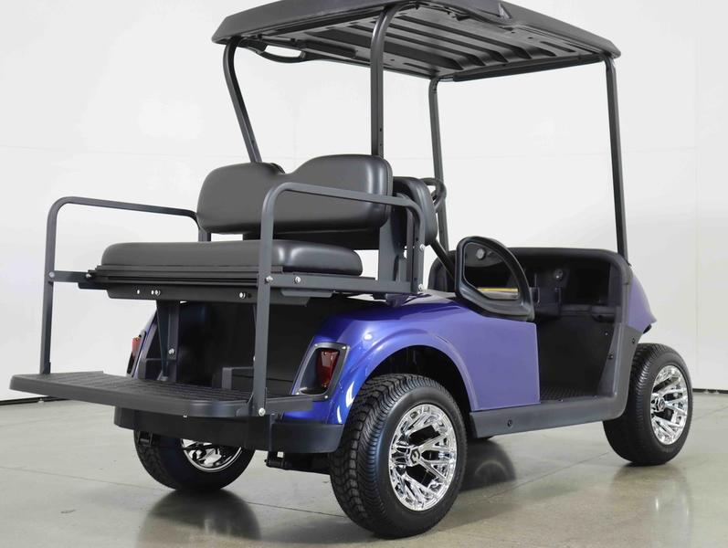 2021 EZGO RXV photo 5