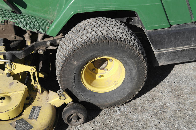 John Deere 725 used for sale - photo 11