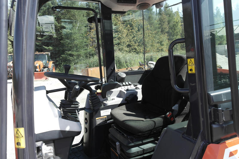 Kubota R640 used for sale - photo 18