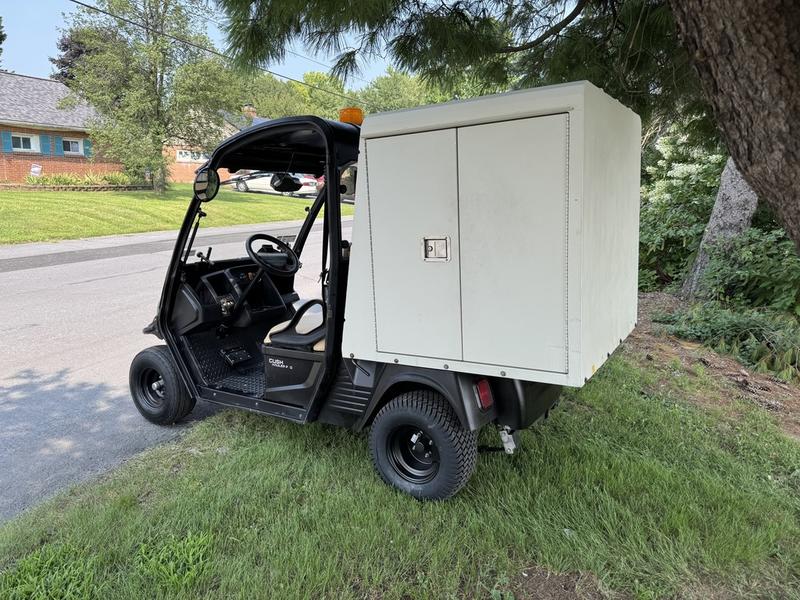 2021 Cushman Hauler photo 4