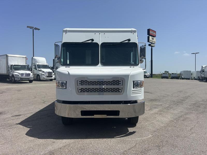 2027 Freightliner in Walton, KY — photo 7