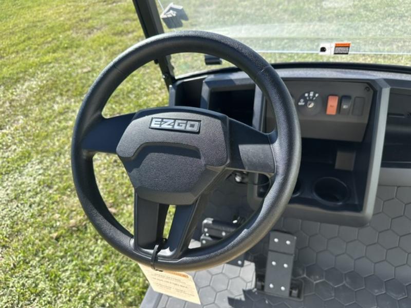 2026 EZGO Express photo 7