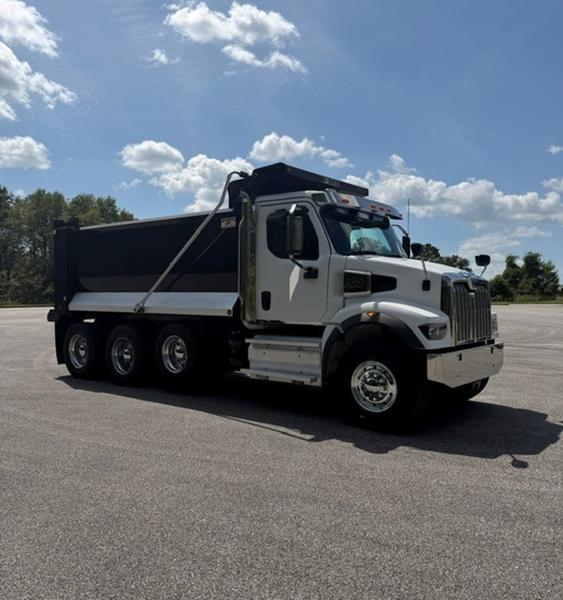 2024 Western Star — photo 3