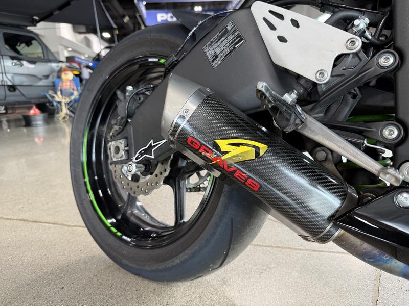 2023 Kawasaki Ninja® ZX™-6R ABS KRT Edition | RideNow Goodyear