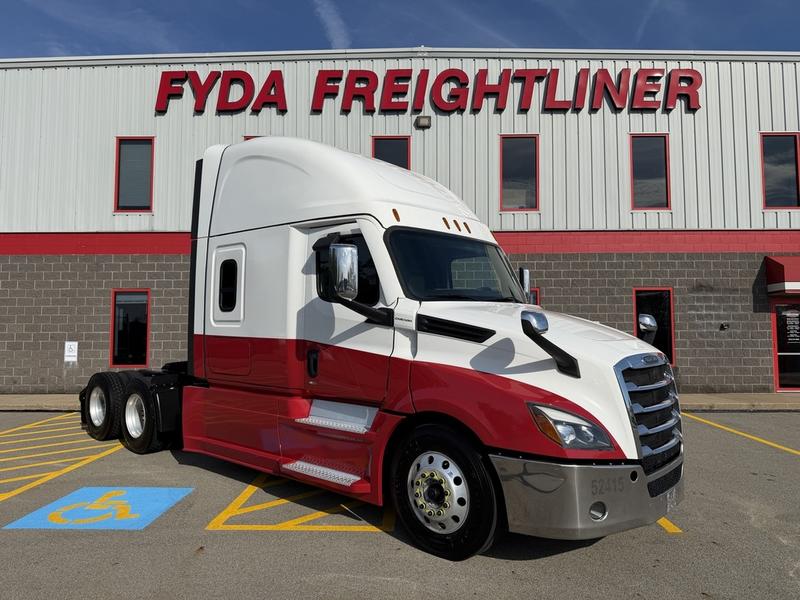 2024 Freightliner Cascadia in Pittsburgh, PA — photo 3