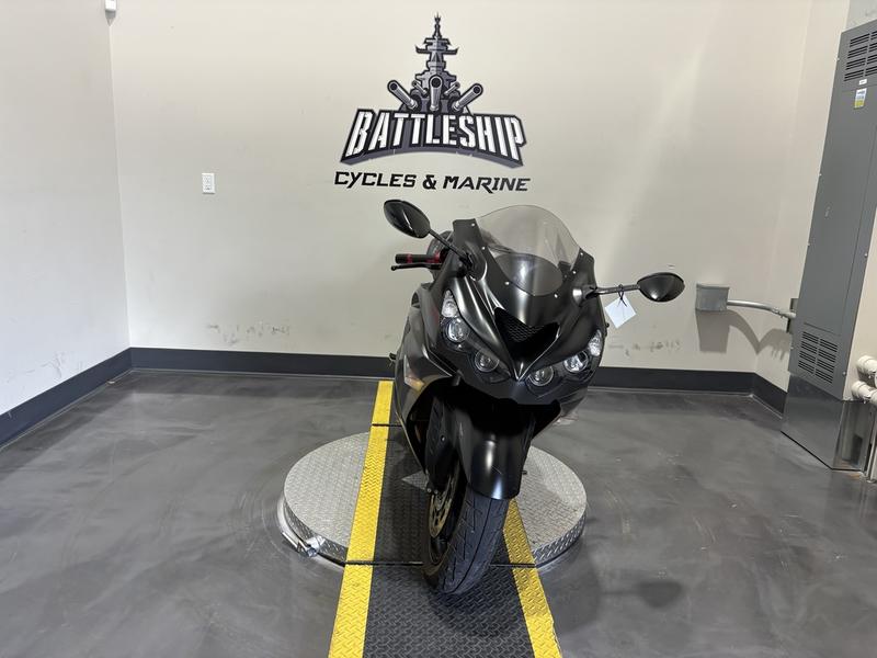 2023 Kawasaki Ninja® ZX™-14R ABS | Battleship Cycles & Marine