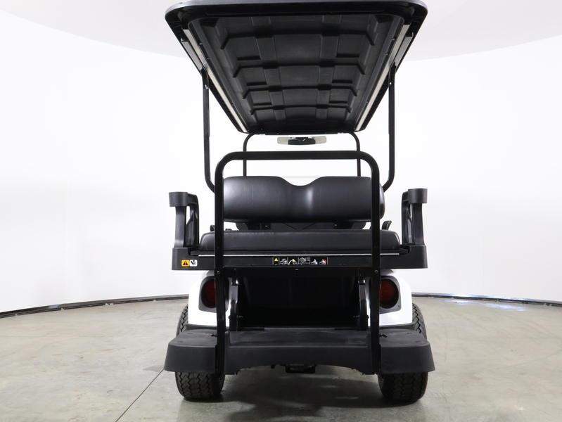 2027 EZGO Express photo 6