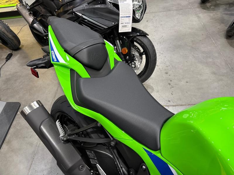 2026 Kawasaki Ninja ZX-6R ABS | Barnes Powersports