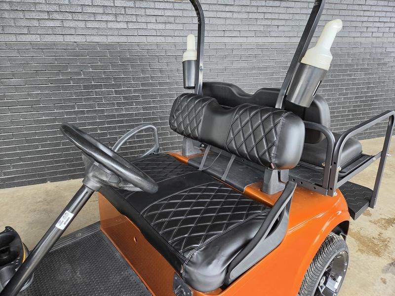 2020 EZGO RXV photo 2