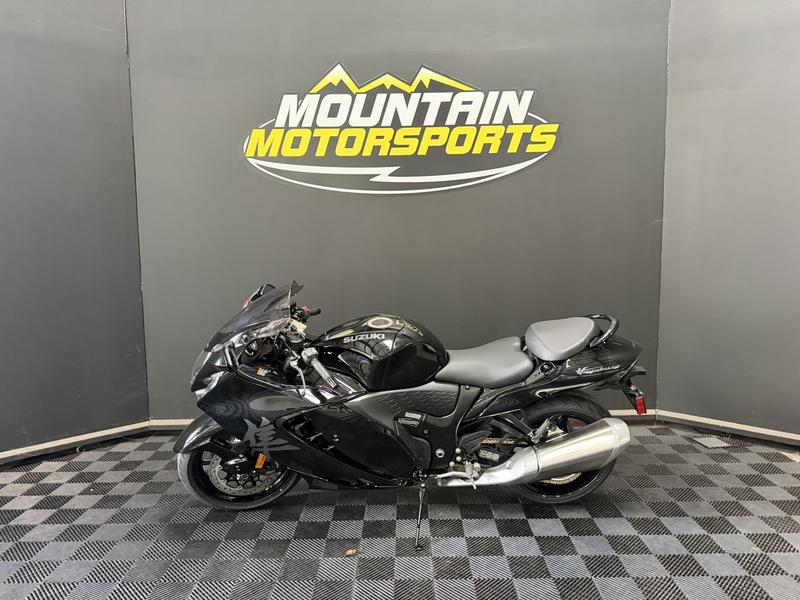 2027 Suzuki Hayabusa | Mountain Motorsports