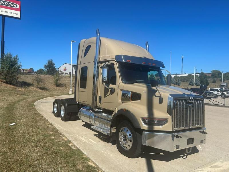 2024 Western Star in Walton, KY — photo 2