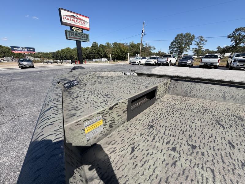 2027 War Eagle 961 Blackhawk | Palmetto Boat Center