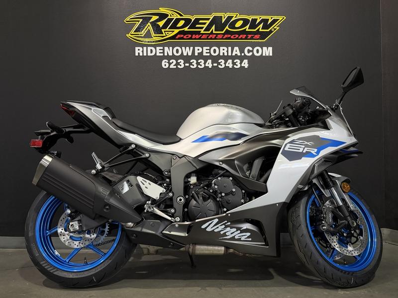 ぷぅ　6/12配達 2027 Kawasaki Ninja® ZX™-6R | RideNow Phoenix