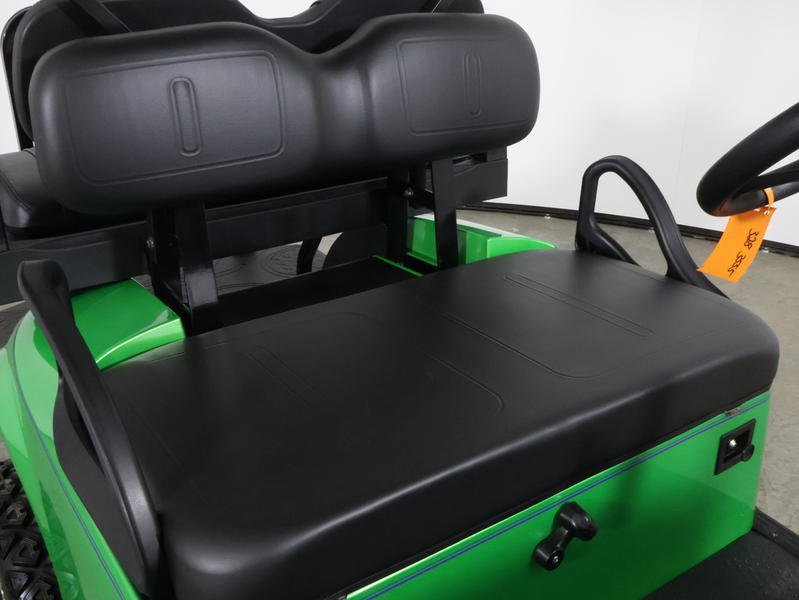 2017 EZGO TXT photo 3
