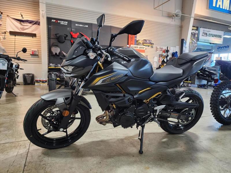2026 Kawasaki Z500 ABS | Clem's Enumclaw Powersports