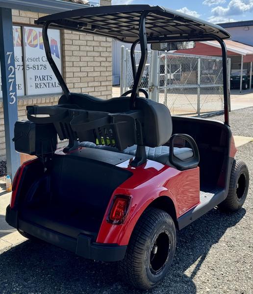 2022 EZGO RXV photo 6