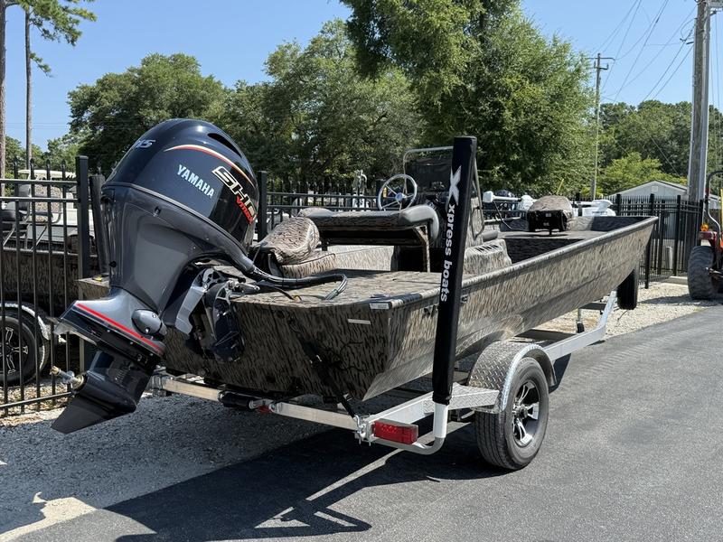 2027 Xpress Boats XP20CC | Battleship Cycles & Marine