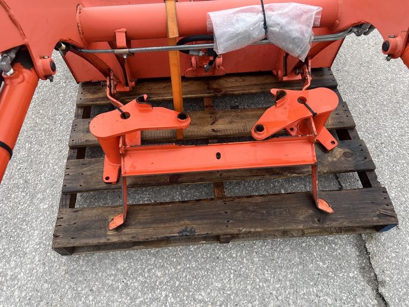 Kubota LA243 used for sale - photo 8