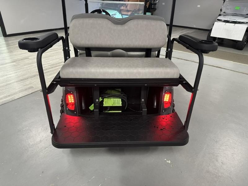 2023 EZGO Freedom photo 5