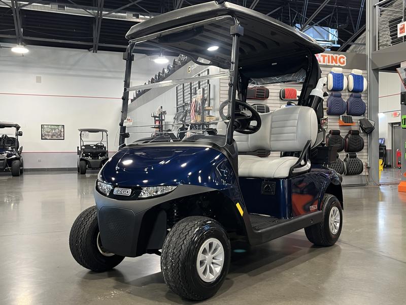 2027 EZGO RXV photo 4
