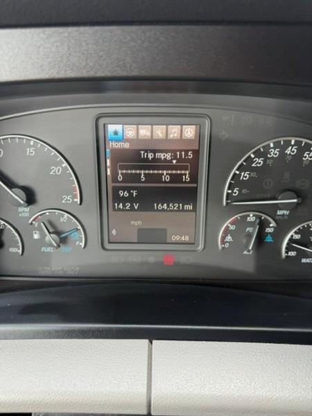 2025 Freightliner Cascadia — photo 6