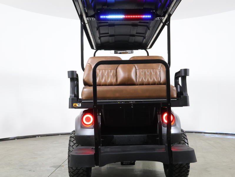 2027 EZGO Express photo 8