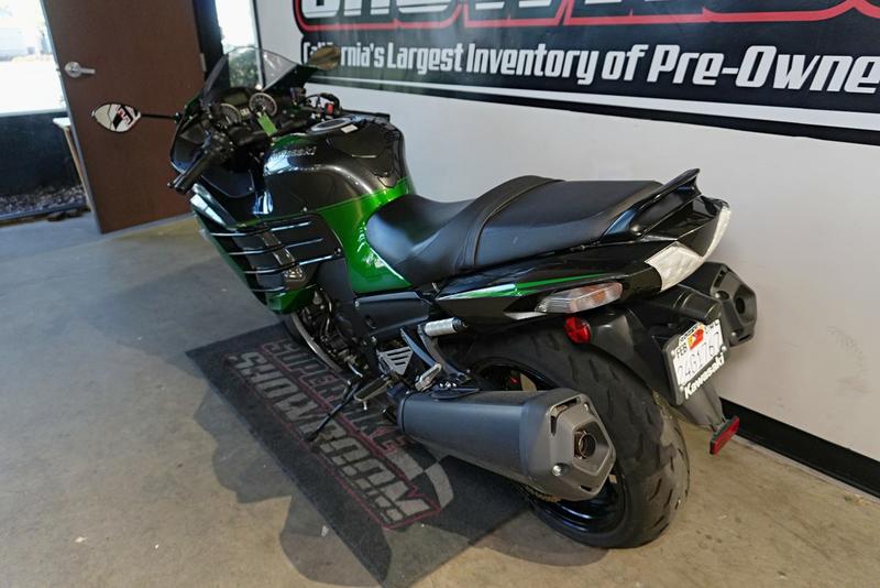 sa様オーダーページ140、141 2018 Kawasaki Ninja® ZX™-14R ABS SE | SuperBike Showroom