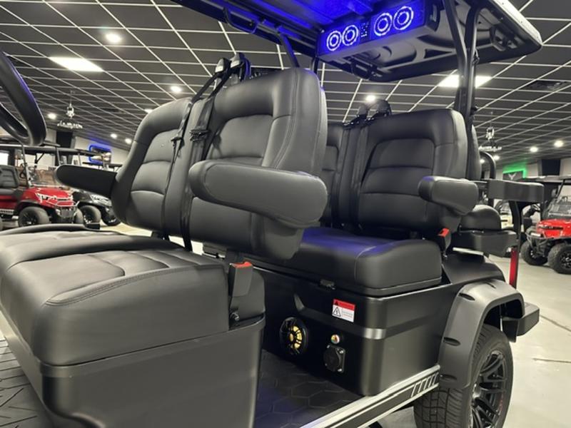 2027 Dach Vehicles photo 3