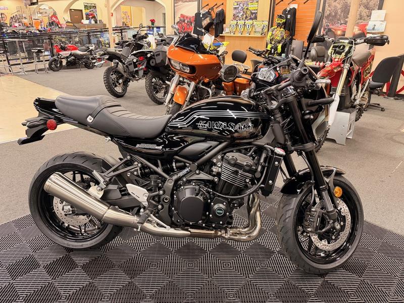 2026 Kawasaki Z900RS Cafe ABS