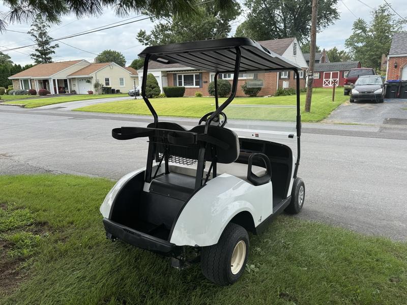 2020 EZGO TXT photo 8