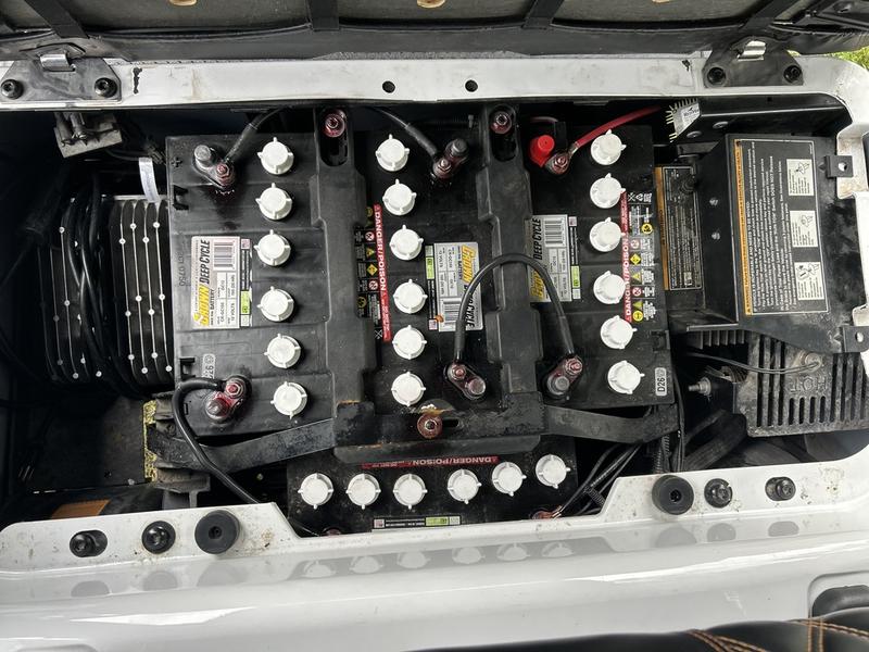 2018 EZGO RXV photo 8