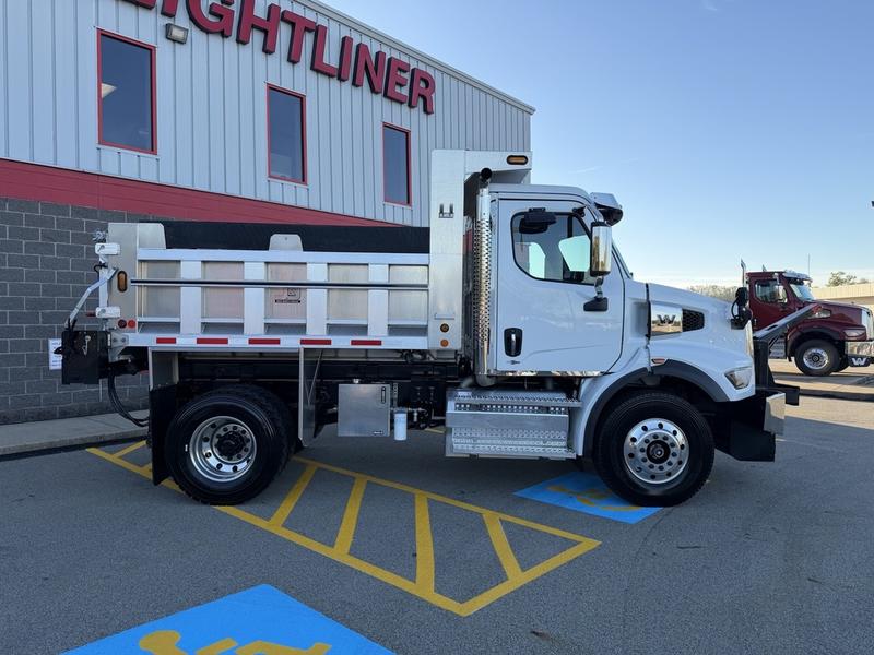 2025 Western Star 47X in Pittsburgh, PA — photo 7