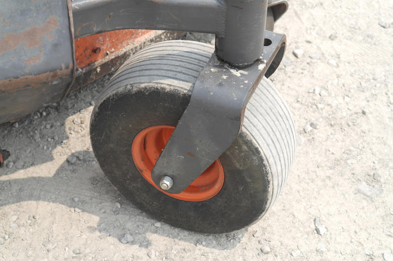 Kubota ZD326P used for sale - photo 11