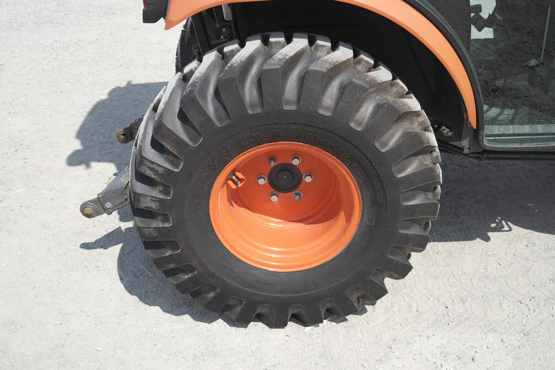 Kubota B2650HSDCC used for sale - photo 13