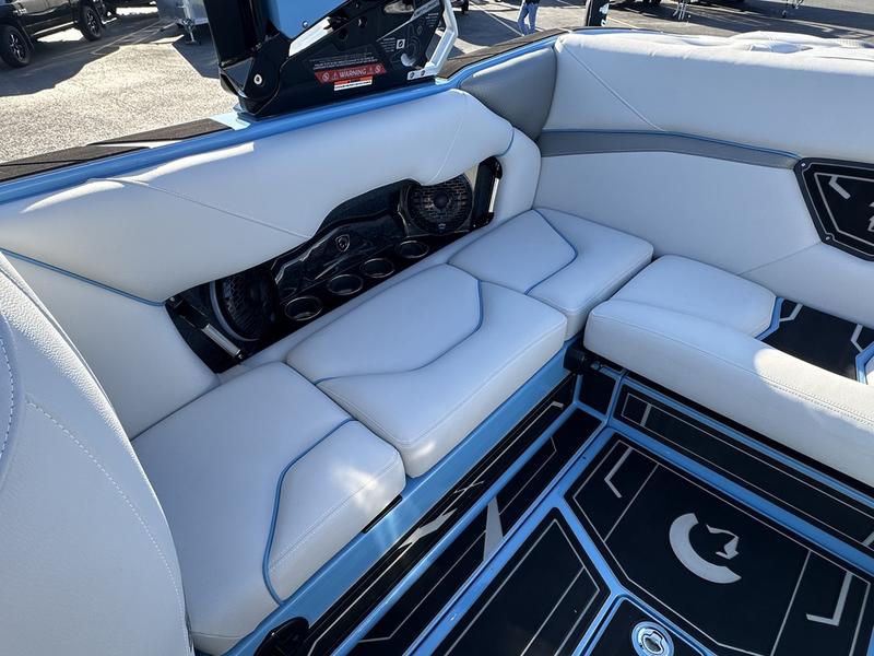2026 Centurion Nv233 | Desert Valley Powersports